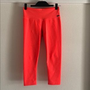 Oakley regular fit red/orange leggings